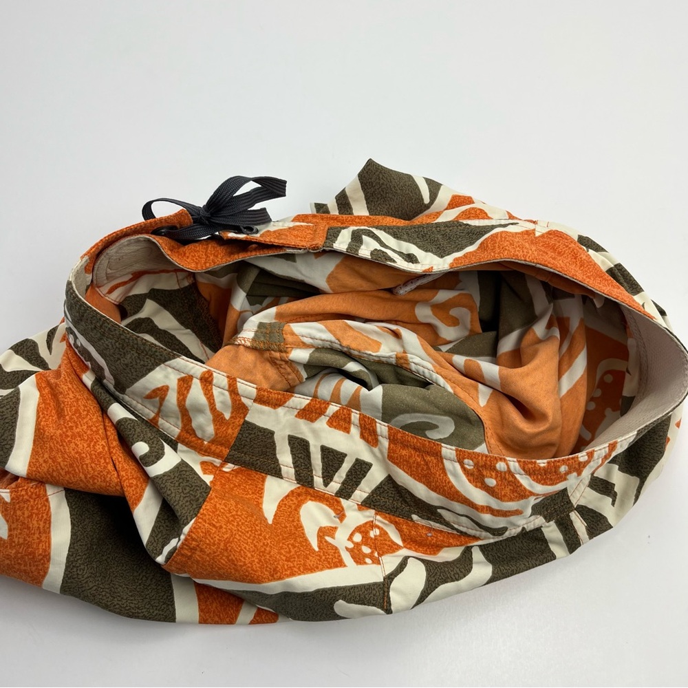 Patagonia Board Shorts Mens Size 31 Orange Drawstring Wavefarer‎ Swim Summer - Picture 10 of 11